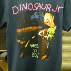 חולצה של Dinosaur Jr.