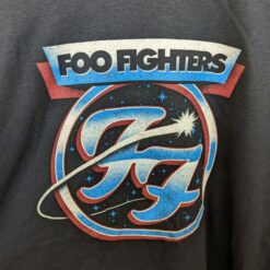 חולצה שחורה Foo Fighters