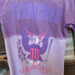 חולצה סגולה Ramones